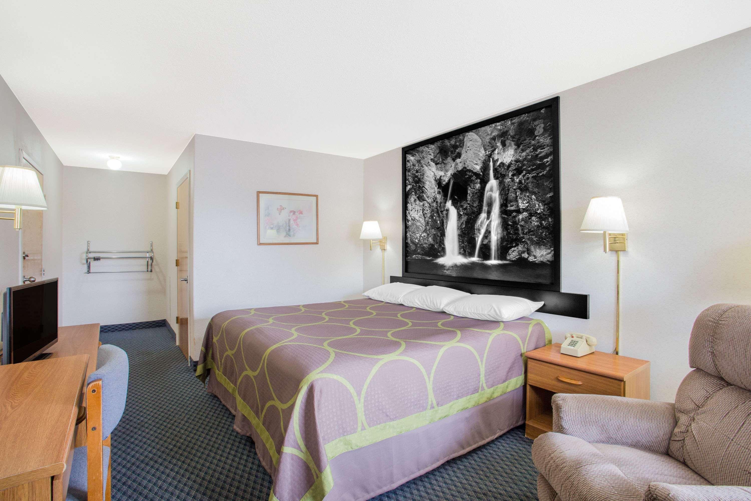 Super 8 By Wyndham Christiansburg Motel Buitenkant foto