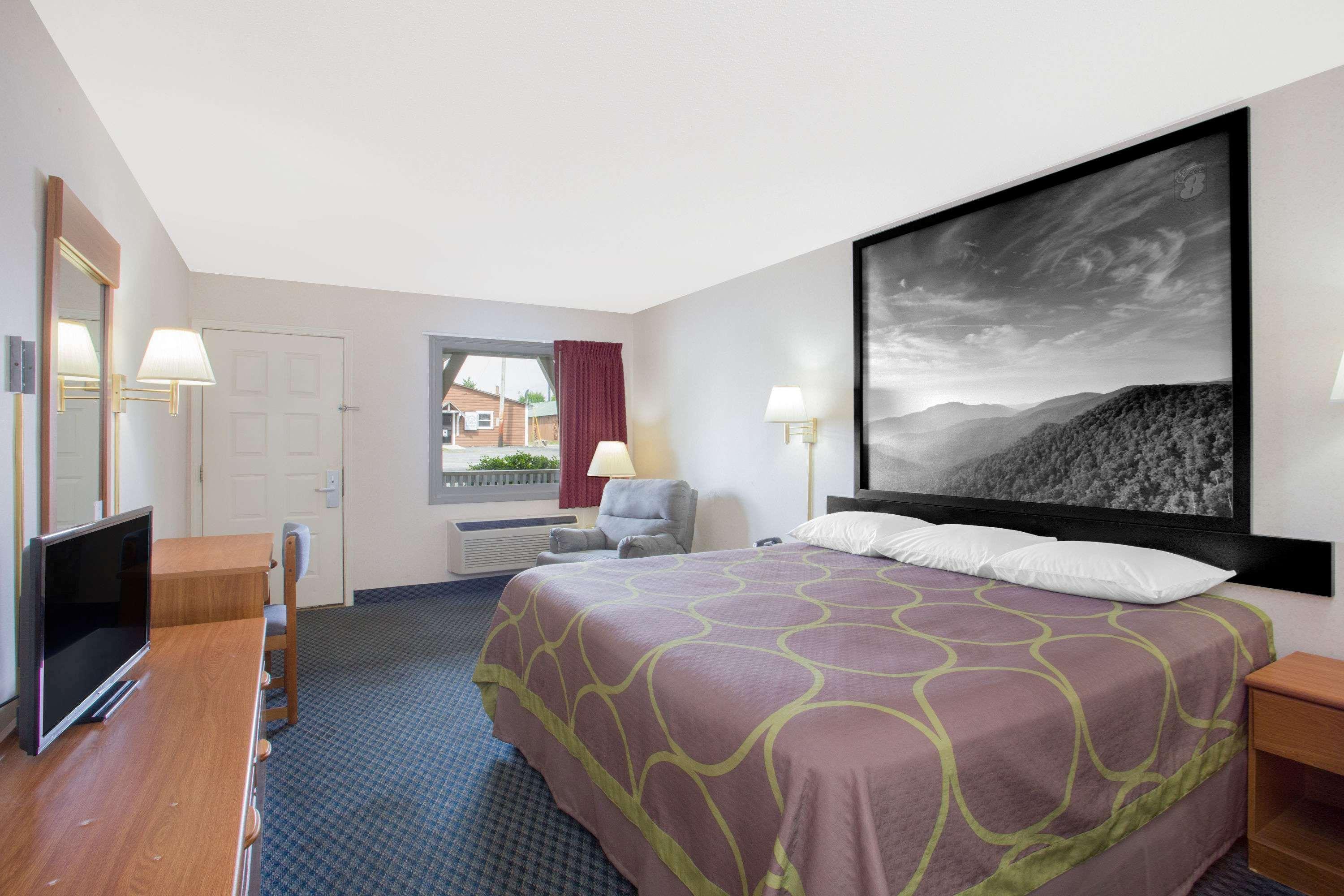 Super 8 By Wyndham Christiansburg Motel Buitenkant foto