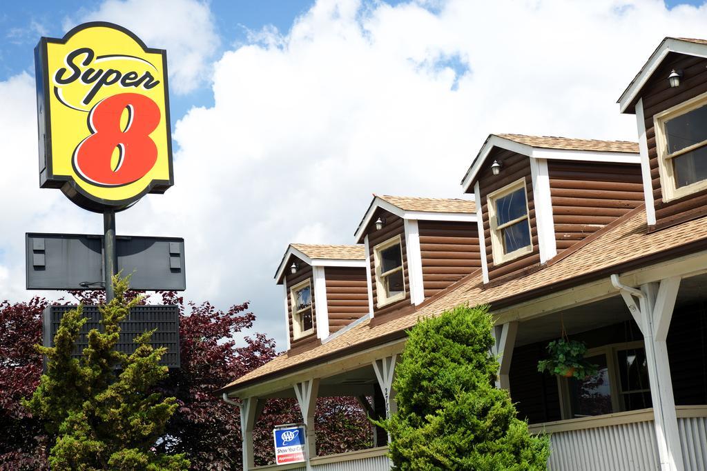 Super 8 By Wyndham Christiansburg Motel Buitenkant foto