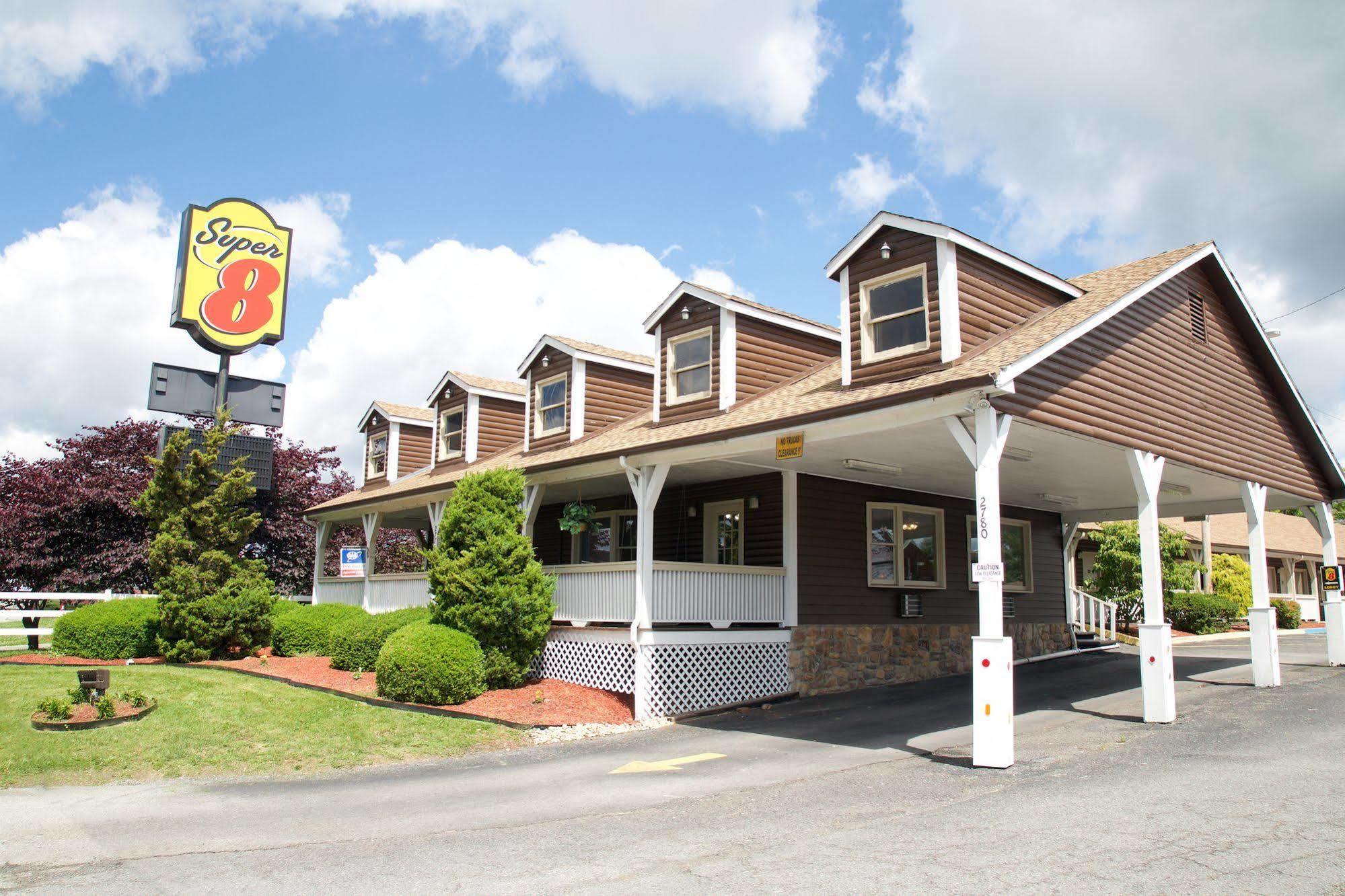 Super 8 By Wyndham Christiansburg Motel Buitenkant foto